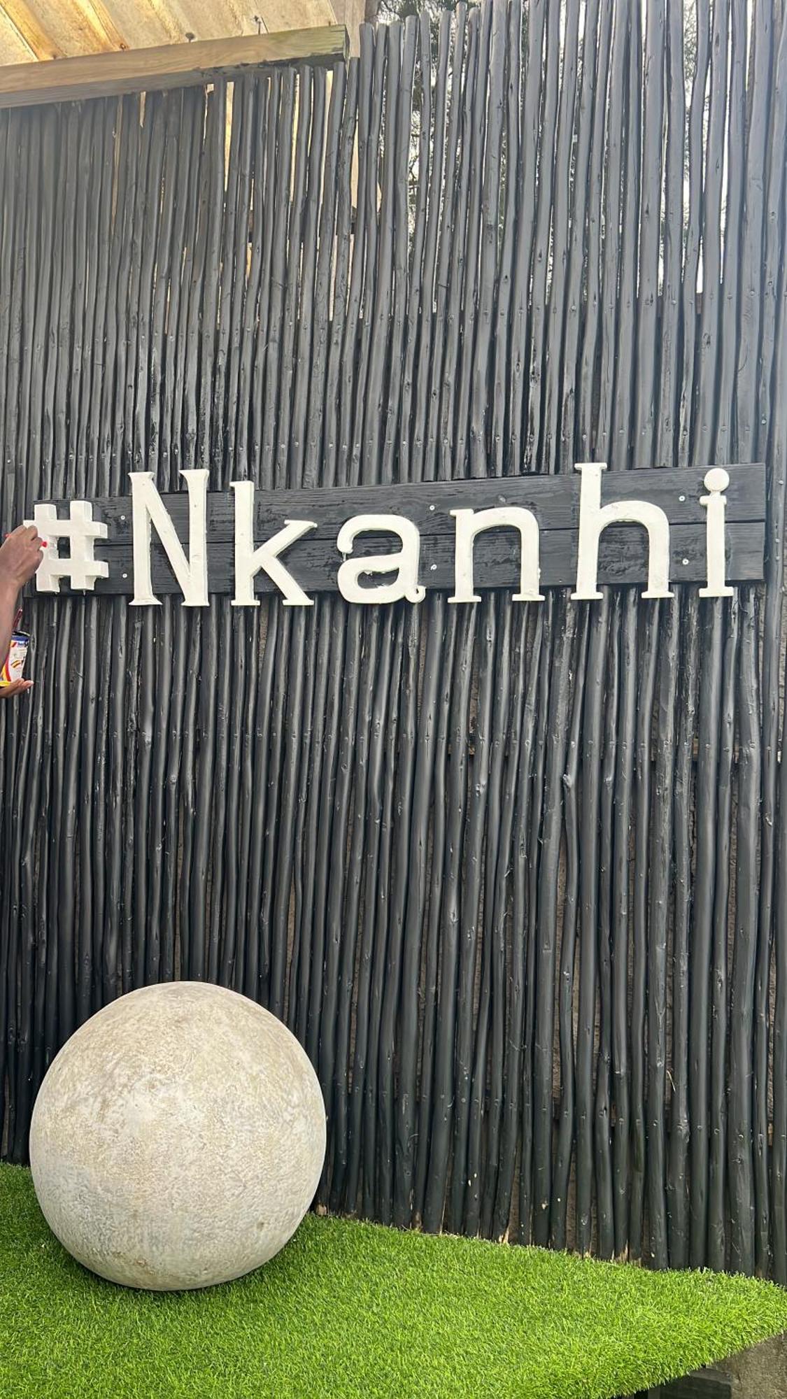 Nkanhi Centro De Conferencias E Hotel ปอนตา ดู โอว์รู ภายนอก รูปภาพ