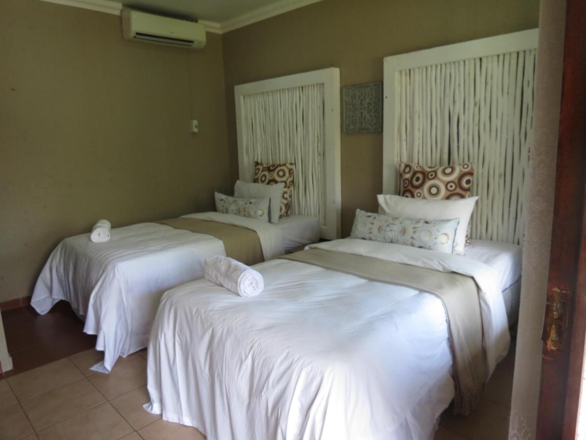 Nkanhi Centro De Conferencias E Hotel ปอนตา ดู โอว์รู ภายนอก รูปภาพ